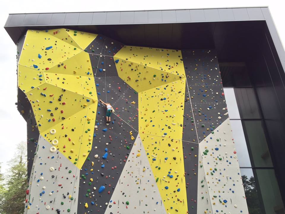 Raiffeisen-Vertikal Kletterzentrum – Foto 1